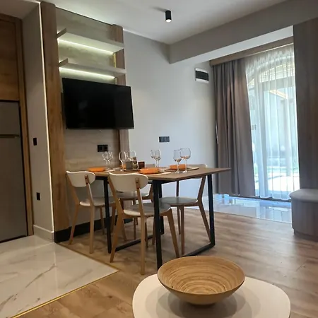 Vip Anvers 50 * אלניטה