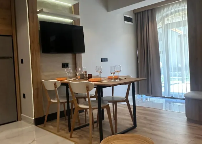 Vip Anvers 50 * Елените